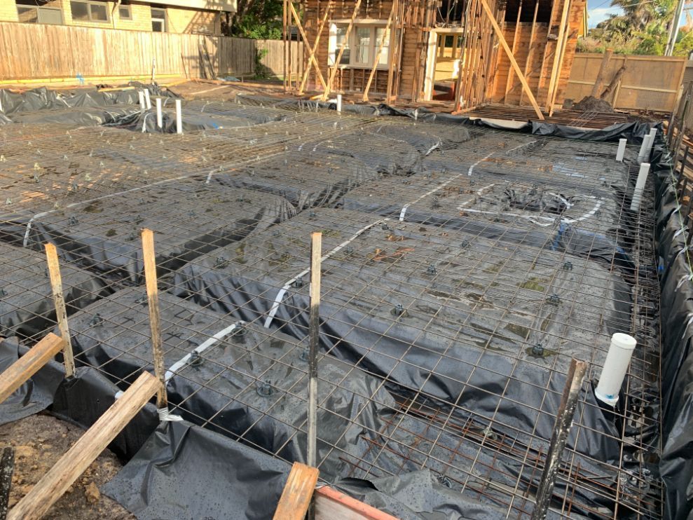 Bacchus Marsh concrete team installing a new house slab in Myriong